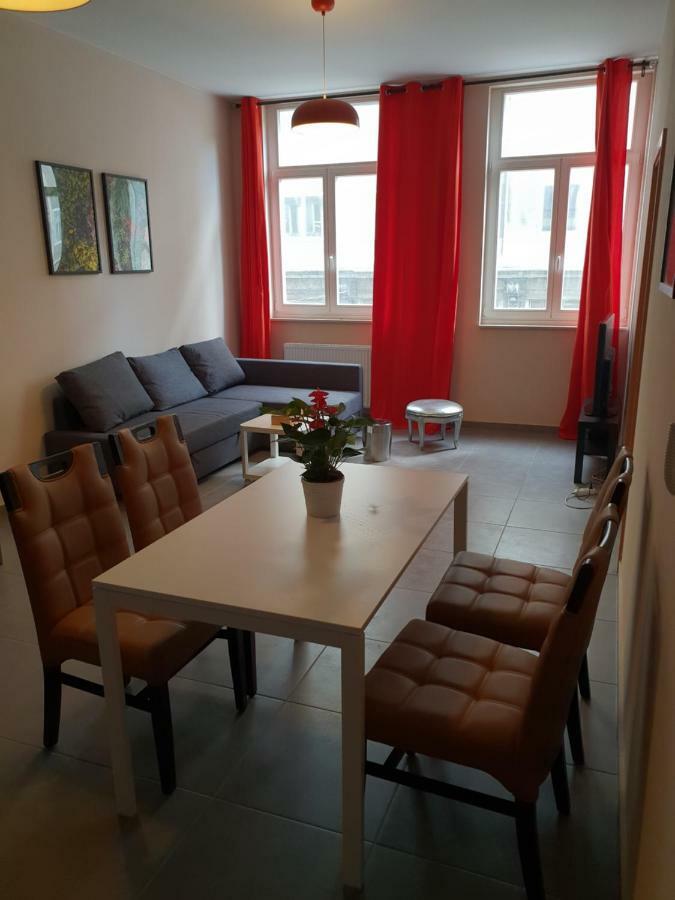 In The Heart Of Brussels Apartment Luaran gambar