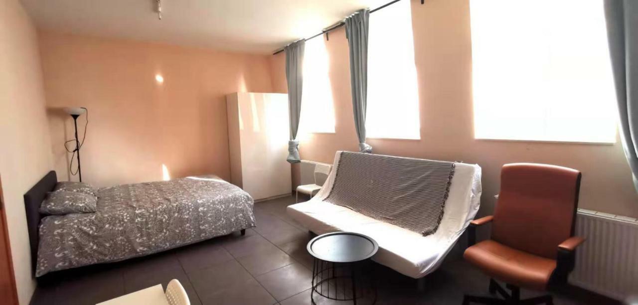 In The Heart Of Brussels Apartment Luaran gambar